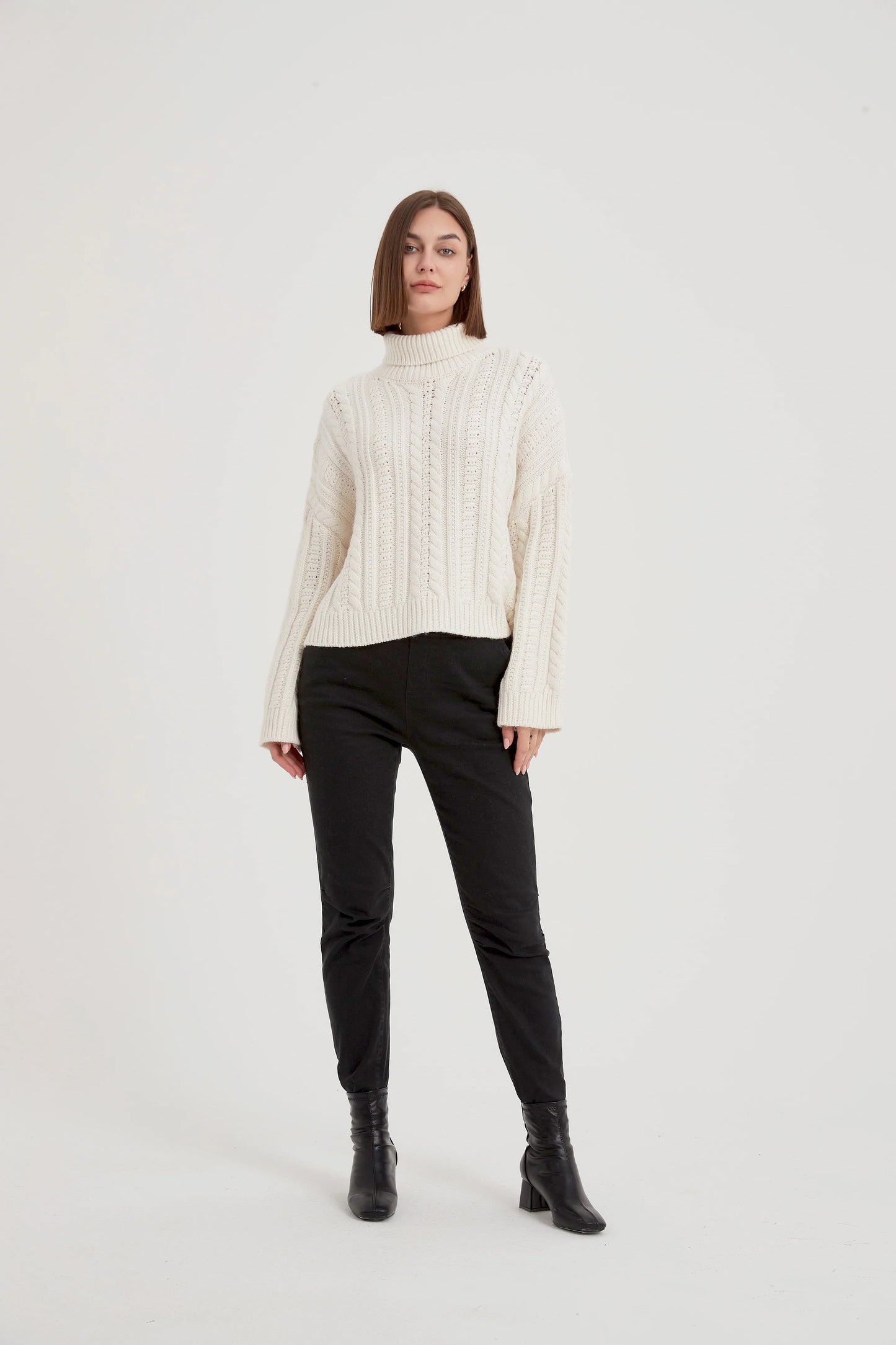 Chunky Cable Oversized Knit Ivory