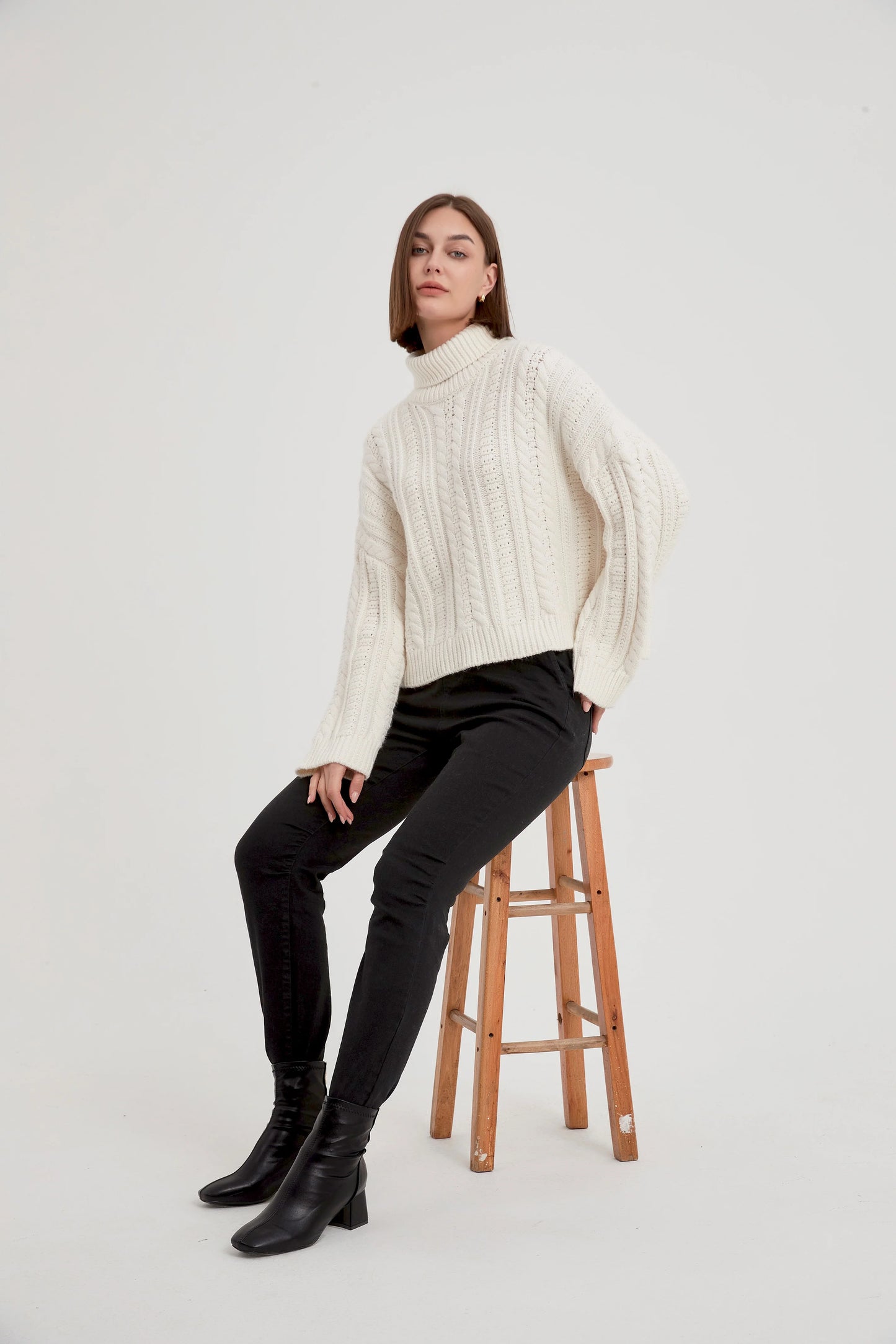 Chunky Cable Oversized Knit Ivory