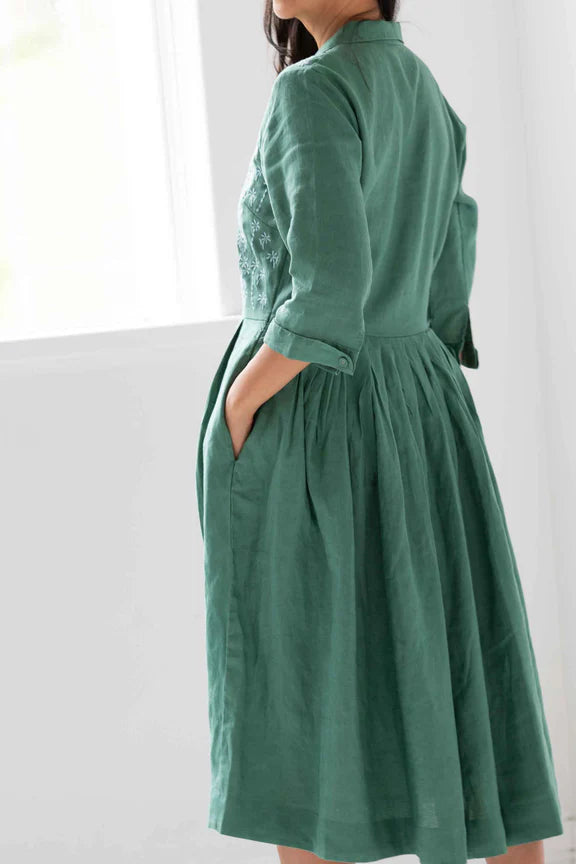 Gianna Linen Dress in Evergreen