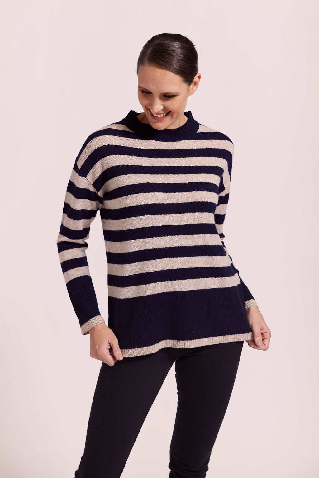 Merino Luxe Stripe Side Split Sweater Wheat/Navy SW1015W – Ivy & Grace