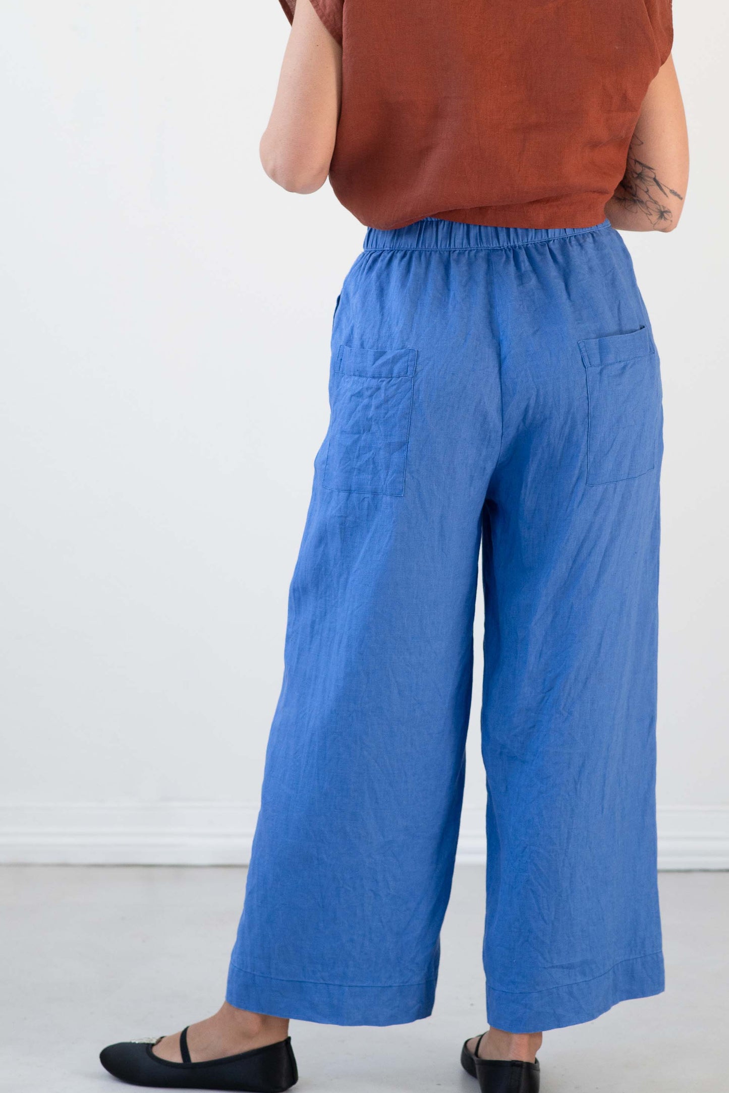 Tessa Pant Lapis